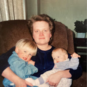 juliepierce_1 avatar