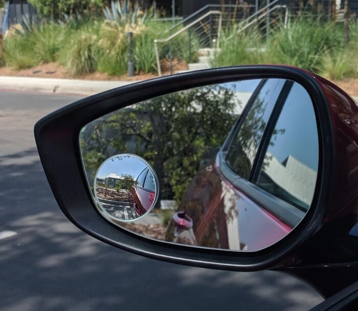 See What You've Been Missing With This Blindspot Mirror , A Clever Little Accessory That Helps You Stay Safe And Aware On The Road!