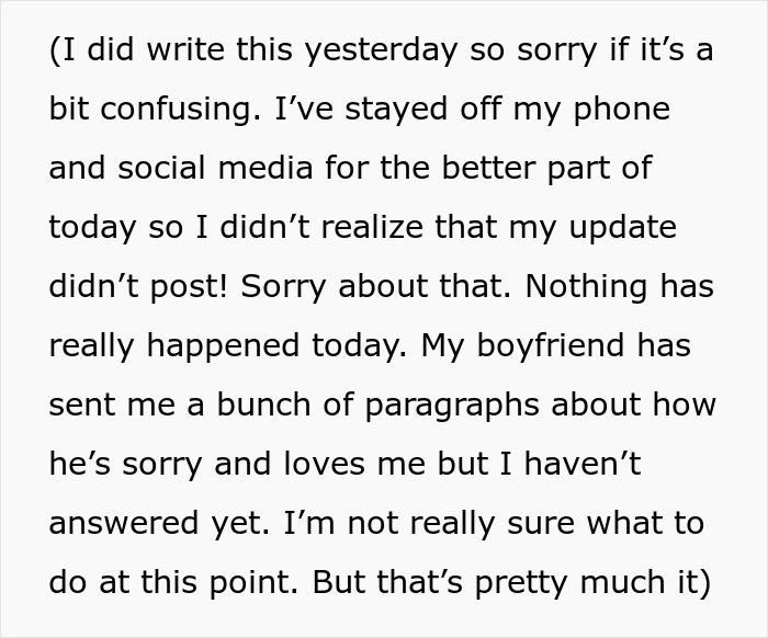 Text exchange about a boyfriend apologizing and expressing love, with uncertainty about how to respond. Text exchange about a boyfriend apologizing and expressing love, with uncertainty about how to respond.