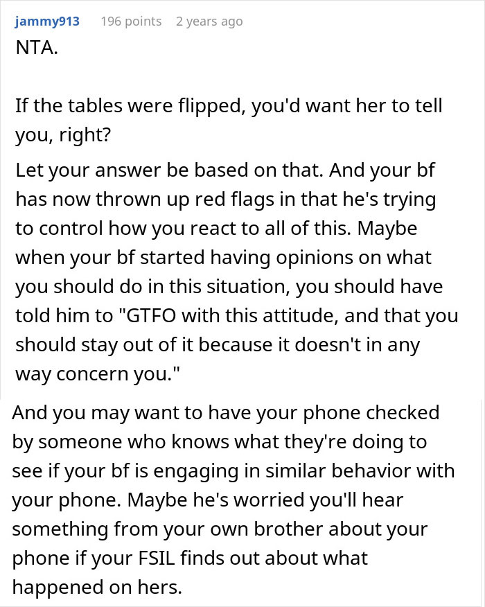 Reddit comment discussing relationship advice and boundaries between partners. Reddit comment discussing relationship advice and boundaries between partners.