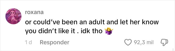 Bride Washes Off Professional Makeup 20 Minutes Before Wedding Because She Doesnât Like It, Sparks Outrage Bride Washes Off Professional Makeup 20 Minutes Before Wedding Because She Doesnât Like It, Sparks Outrage