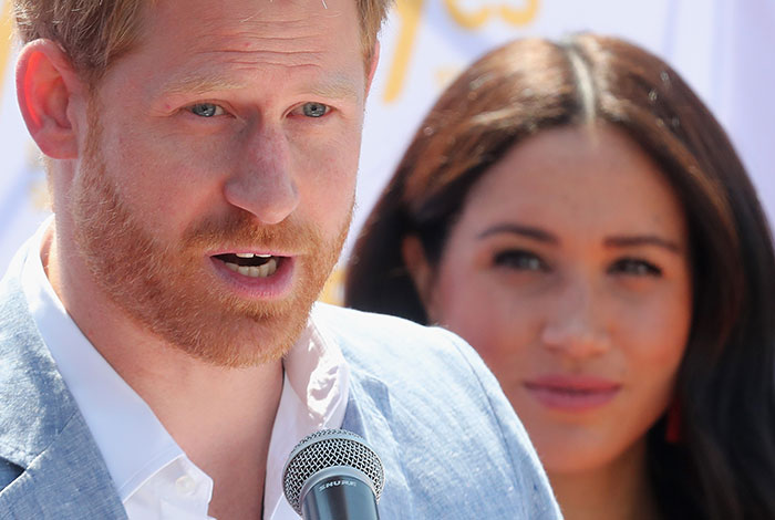 “Everything Isn’t About Her!”: Prince Harry, Meghan Markle Plead For Help Amid Los Angeles Fires “Everything Isn’t About Her!”: Prince Harry, Meghan Markle Plead For Help Amid Los Angeles Fires