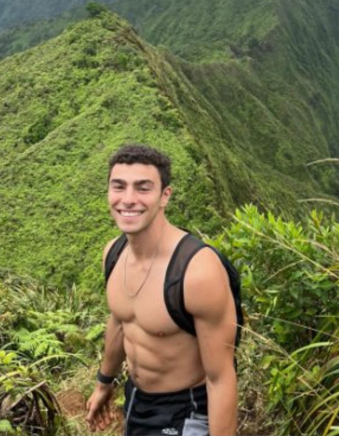 Forensic Psychologists Break Down Luigi Mangione’s Radical Transformation Forensic Psychologists Break Down Luigi Mangione’s Radical Transformation