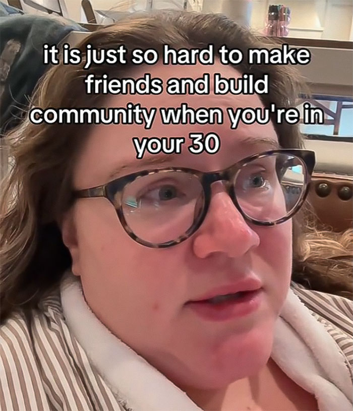 “It’s So Hard To Make Friends”: Woman Breaks Down After Throwing Lavish Party That No One Went To “It’s So Hard To Make Friends”: Woman Breaks Down After Throwing Lavish Party That No One Went To