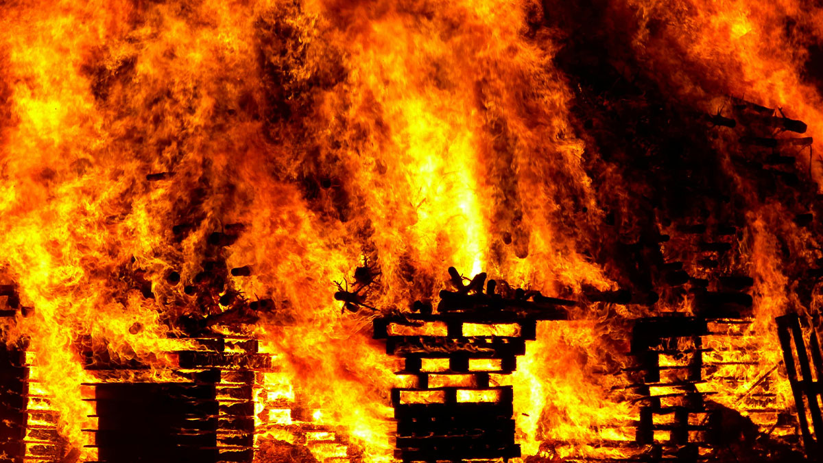 Winner Of Nearly $2,000,000,000 Loses His Malibu Mansion In LA Wildfires