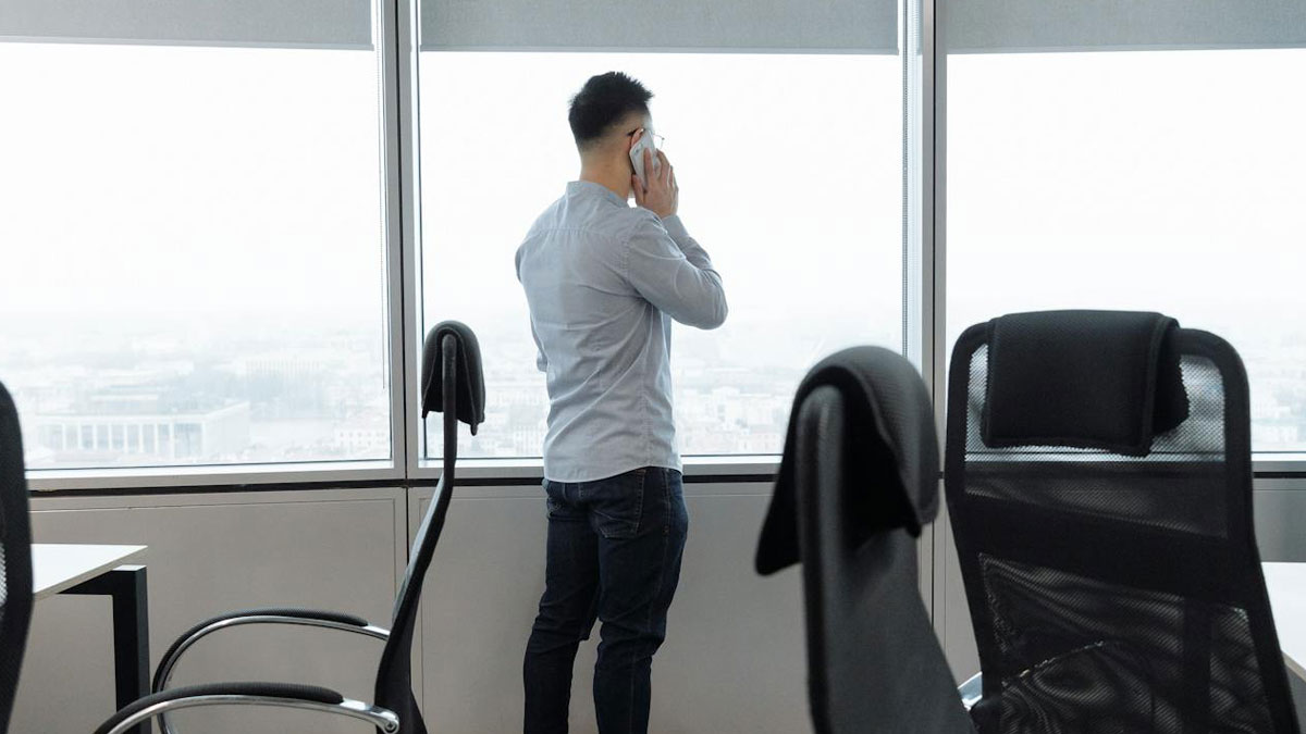 “It Was Glorious”: Karma Catches Up With Unfair Boss While Person Just Sits And Watches