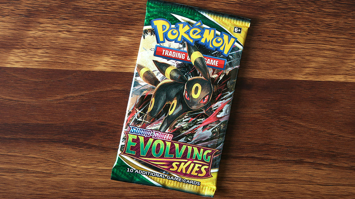 GF Thinks About Ending 3-Year Relationship Over BF Only Getting Her Gifts That He Actually Wanted