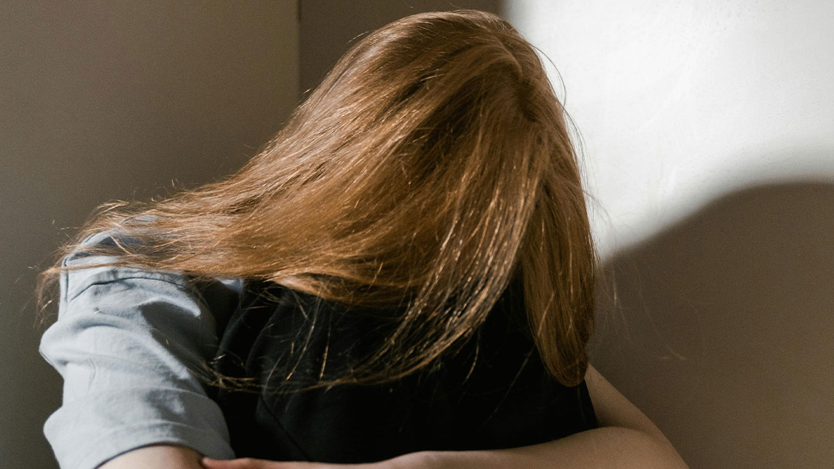 CPS Gets Involved As Woman Refuses To Let 9YO Sister Go Illiterate Over Parents’ Odd Beliefs