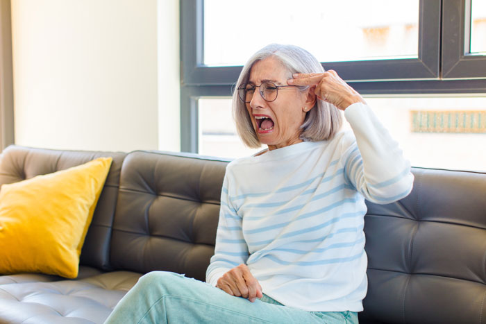 New Mom Deeply Upset With MIL, Calls Her Out For Wanting To Claim Newborn Baby As Hers New Mom Deeply Upset With MIL, Calls Her Out For Wanting To Claim Newborn Baby As Hers