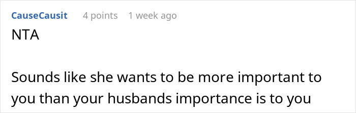 “A One-Time Event”: Bridesmaid Asks If She’s A Jerk For Choosing Husband Over Bride “A One-Time Event”: Bridesmaid Asks If She’s A Jerk For Choosing Husband Over Bride