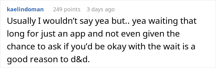 Comment discusses a 40-minute wait for service and rationalizes dining and dashing. Comment discusses a 40-minute wait for service and rationalizes dining and dashing.