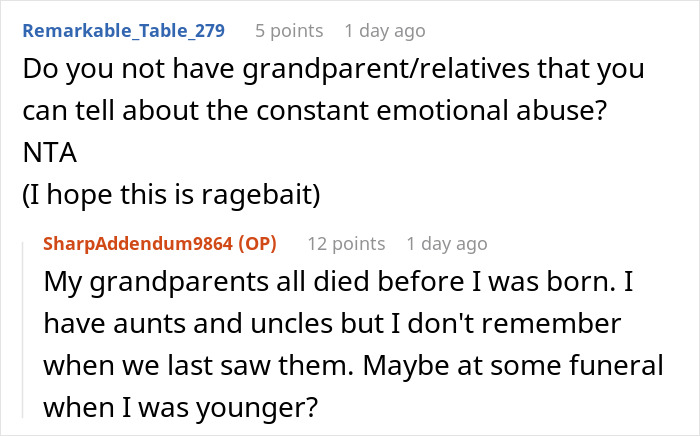 Teen discusses family issues on an online forum, highlighting parents' expectations and emotional challenges. Teen discusses family issues on an online forum, highlighting parents' expectations and emotional challenges.