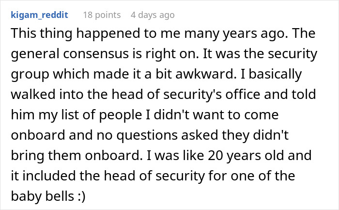Reddit comment about a past workplace experience, discussing security team awkwardness. Reddit comment about a past workplace experience, discussing security team awkwardness.