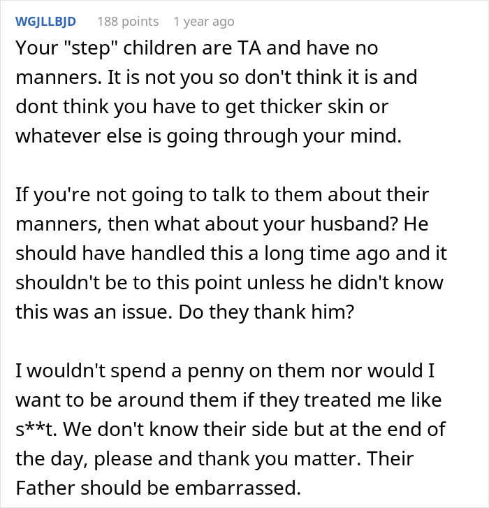 Woman Devastated After Adult Step-Kids Ruin Her Joy Of Gift-Giving, Decides To Step Away Woman Devastated After Adult Step-Kids Ruin Her Joy Of Gift-Giving, Decides To Step Away