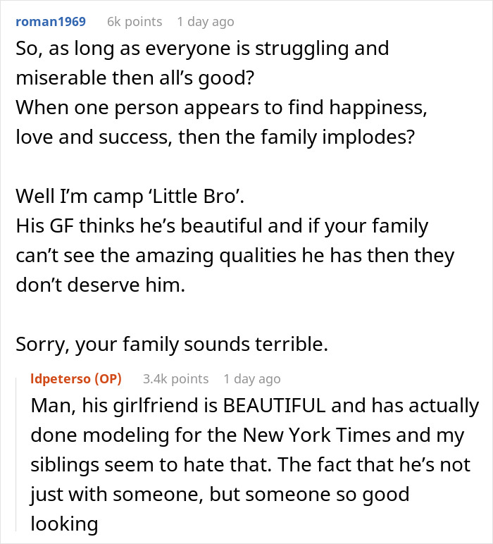 Reddit thread discussing family issues and dating wealthier individuals. Reddit thread discussing family issues and dating wealthier individuals.