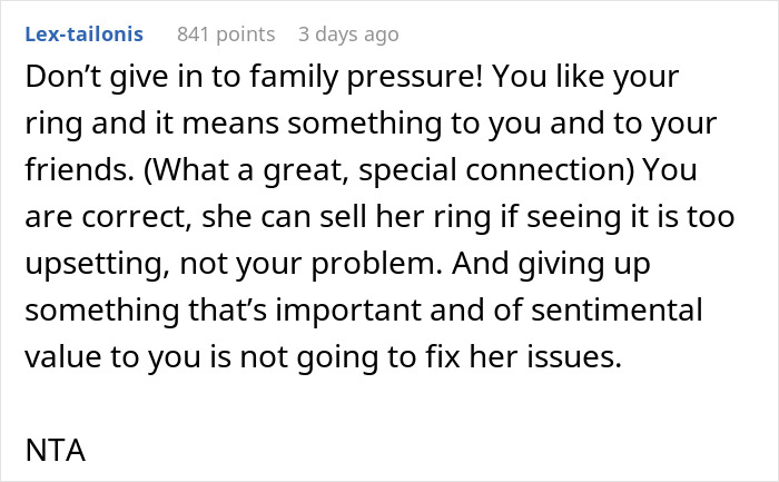 Text discussing family pressure and the importance of keeping a sentimental heirloom ring. Text discussing family pressure and the importance of keeping a sentimental heirloom ring.
