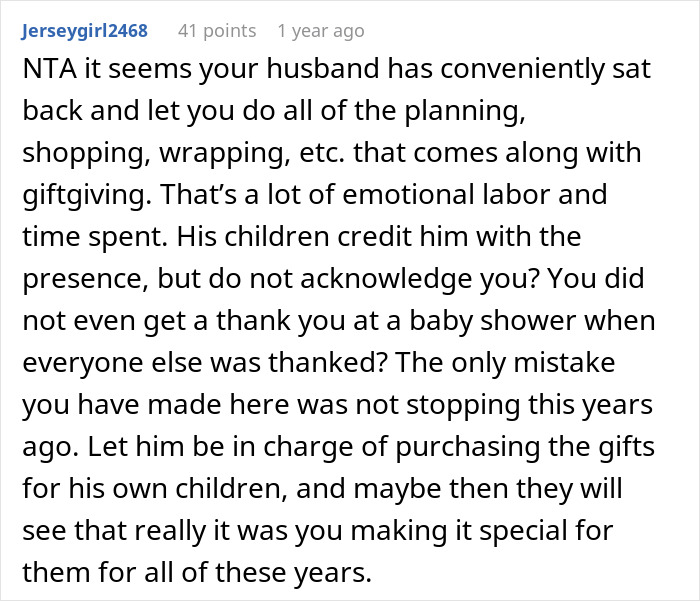 Woman Devastated After Adult Step-Kids Ruin Her Joy Of Gift-Giving, Decides To Step Away Woman Devastated After Adult Step-Kids Ruin Her Joy Of Gift-Giving, Decides To Step Away