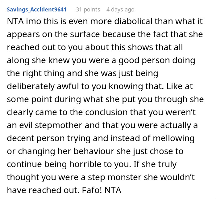 Text conversation discussing teen reaching out to dad's ex-GF, revealing feelings about dad's new girlfriend. Text conversation discussing teen reaching out to dad's ex-GF, revealing feelings about dad's new girlfriend.