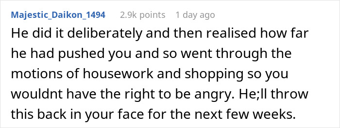 Reddit comment discussing weaponized incompetence in marriage dynamics. Reddit comment discussing weaponized incompetence in marriage dynamics.