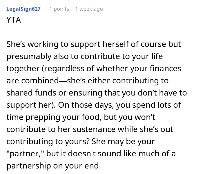 Text on a forum discussing a situation where a vegetarian wife is upset about meal prep dynamics. Text on a forum discussing a situation where a vegetarian wife is upset about meal prep dynamics.