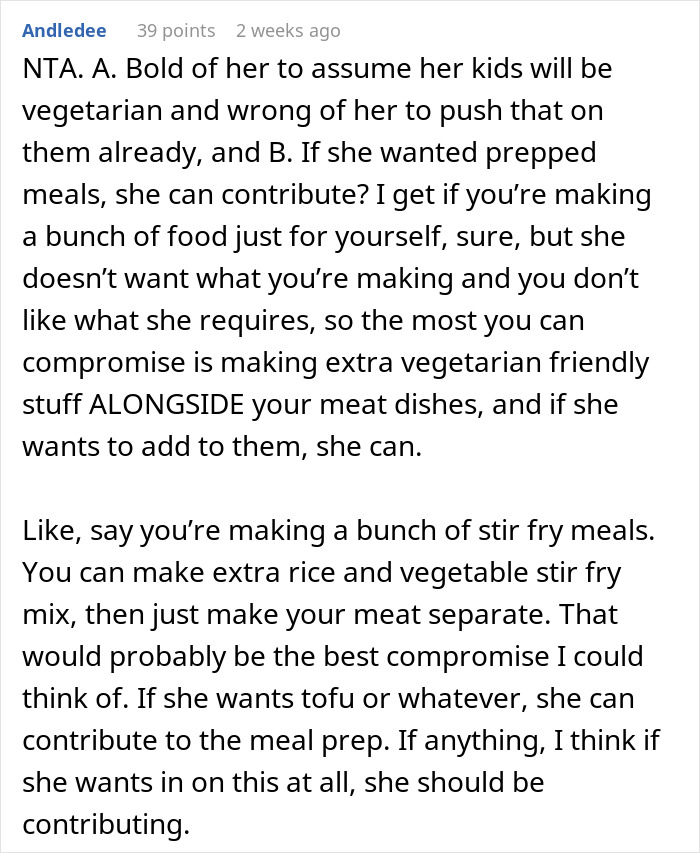 Reddit comment discussing vegetarian meal prep compromise in a family setting. Reddit comment discussing vegetarian meal prep compromise in a family setting.