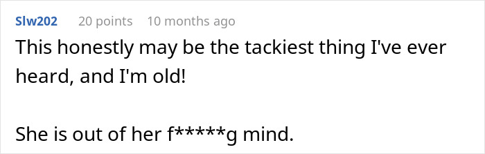 Reddit comment reacting to a friend being uninvited from a wedding after refusing to pay. Reddit comment reacting to a friend being uninvited from a wedding after refusing to pay.