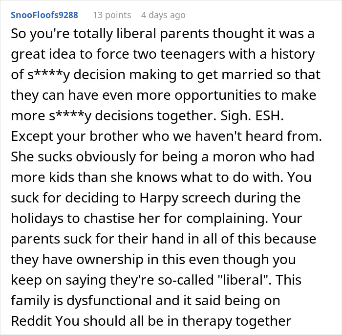 Text screenshot discussing family dynamics and parenting criticism. Text screenshot discussing family dynamics and parenting criticism.