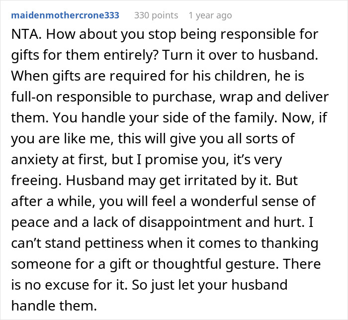 Woman Devastated After Adult Step-Kids Ruin Her Joy Of Gift-Giving, Decides To Step Away Woman Devastated After Adult Step-Kids Ruin Her Joy Of Gift-Giving, Decides To Step Away