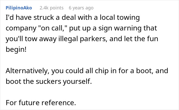 Karen Barges Into Neighbor's House To Lock Horns Over Parking, Faces Him Naked After Shower Karen Barges Into Neighbor's House To Lock Horns Over Parking, Faces Him Naked After Shower