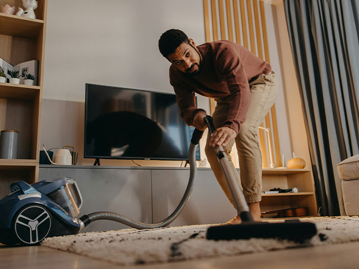 Dad’s Effort To Empower Stepdaughter Backfires, Wife Leaves Mid-Argument Over Gender Roles Dad’s Effort To Empower Stepdaughter Backfires, Wife Leaves Mid-Argument Over Gender Roles