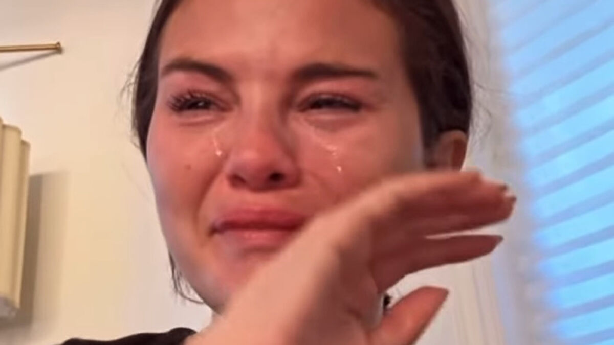Selena Gomez Responds After Being Slammed For Posting Herself Crying For “The Children”
