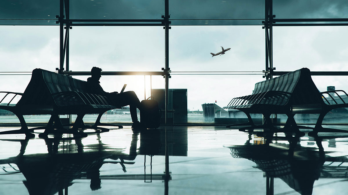 Woman Threatens To Bite A Karen When She Tries To Drag Her Out Of Her Wheelchair At An Airport