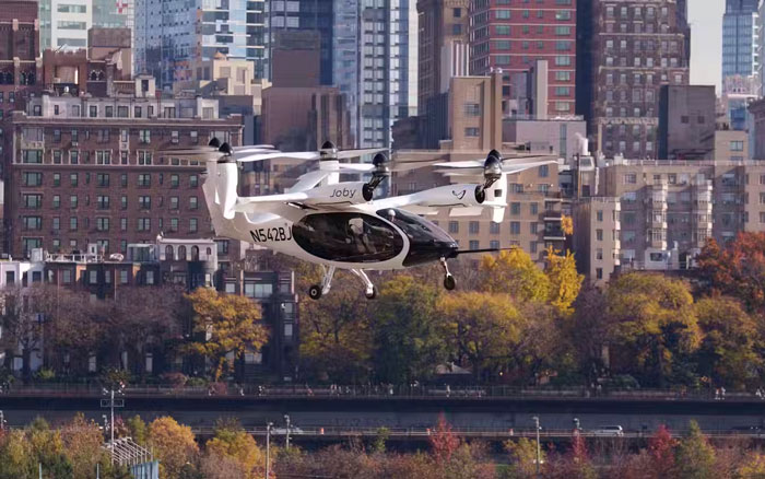 "2025 Will Be Epic": Flying Electric Taxis To Launch Passenger Services In Major Cities Soon "2025 Will Be Epic": Flying Electric Taxis To Launch Passenger Services In Major Cities Soon
