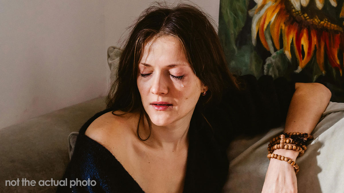 “Bestie” Won’t Stop Making Moves On Friend’s Husband, Stunned When BF Leaves Her Over It