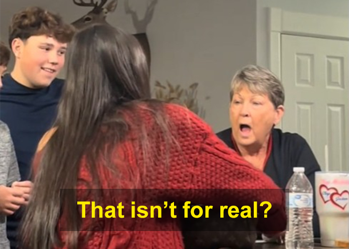 “I Didn’t Make Any Money”: Granddaughter Surprises Grandma With Viral TikTok Earnings “I Didn’t Make Any Money”: Granddaughter Surprises Grandma With Viral TikTok Earnings