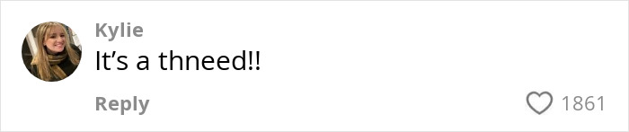 Man Asks Why Women’s Clothes Are So Weird After Being Confused By Wife’s “Neckless Shirt” Man Asks Why Women’s Clothes Are So Weird After Being Confused By Wife’s “Neckless Shirt”