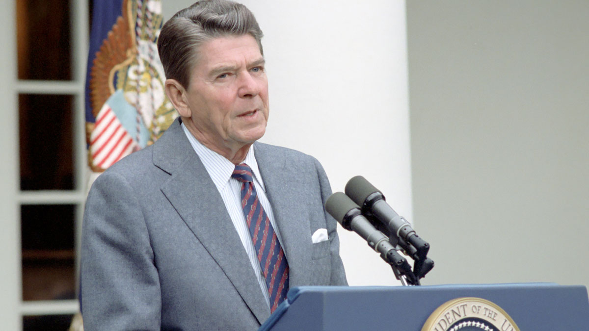 “Created His Own Church”: 30 Of The Biggest “Go To Hell” Moves From History