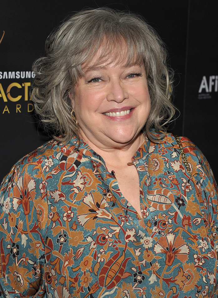 Kathy Bates Turns Heads On 2025 Golden Globes Red Carpet After Dramatic 100lb Transformation Kathy Bates Turns Heads On 2025 Golden Globes Red Carpet After Dramatic 100lb Transformation