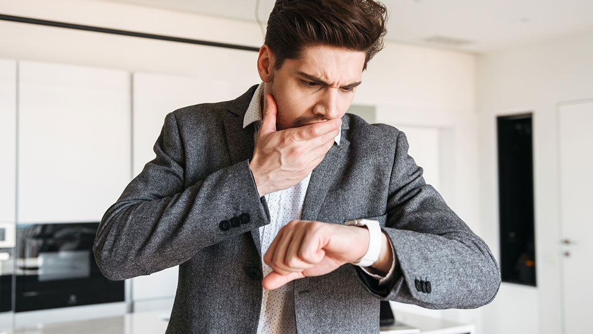 Man Asks Partner With OCD To Start Getting Ready 2 Hrs In Advance, Leaves Him When He’s Still Late