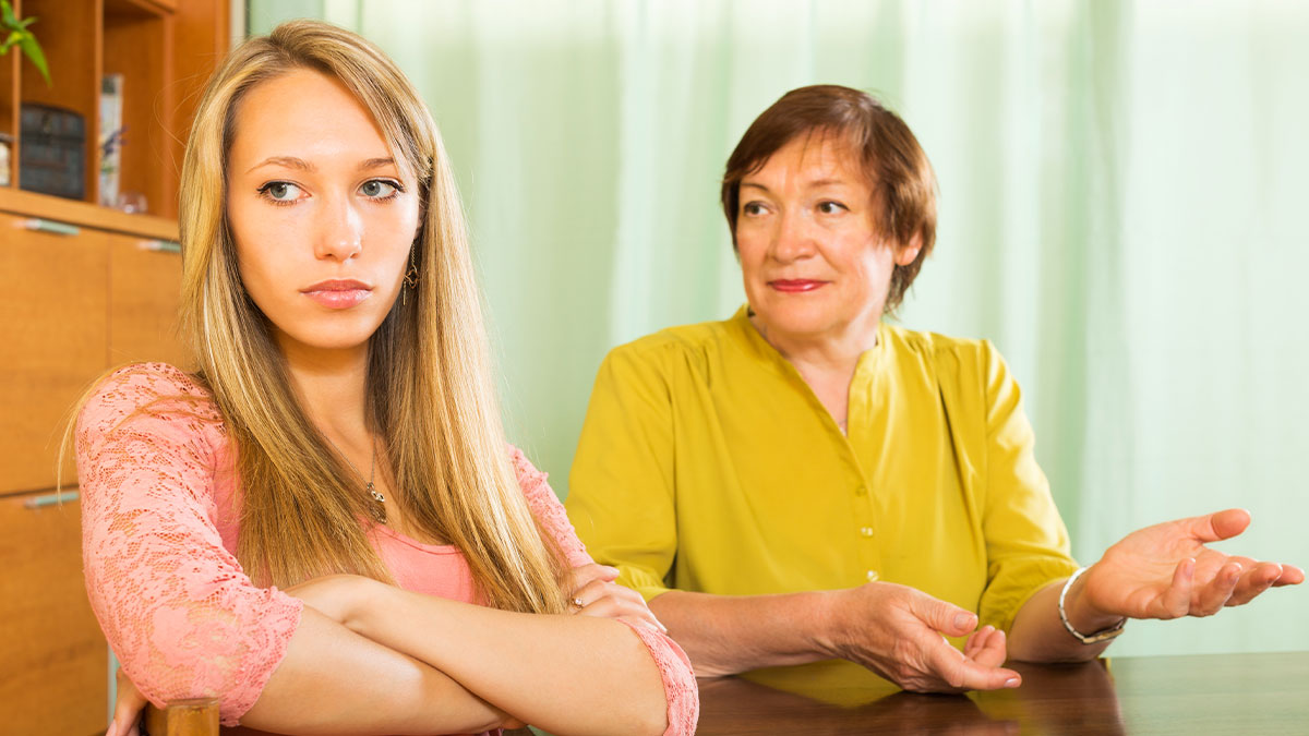 Mom Who Abandoned Child For 6 Years Gets Slapped In The Face By Reality After Trying To Parent