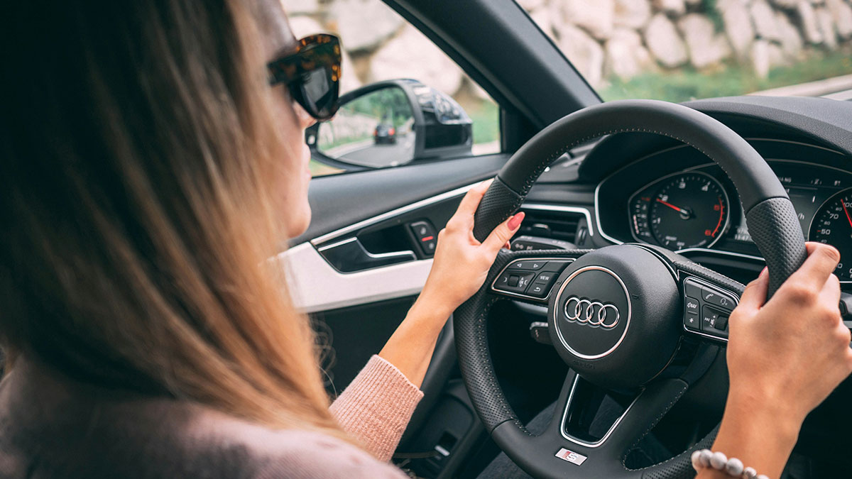Karen Thinks She Can Park In People’s Driveways As She Pleases, Learns A $5,000 Lesson
