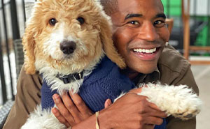 UPS Driver Entertains Himself At Work By Taking Photos With Every Pet He Meets (21 New Pics)