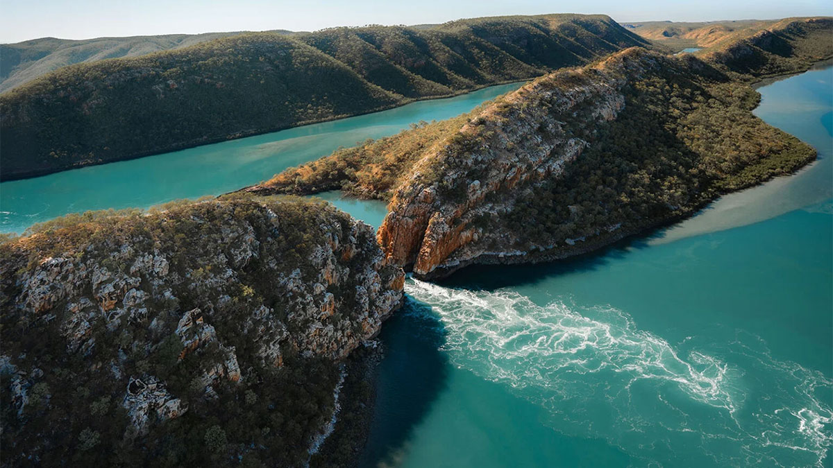 Content Creators Were Challenged To Create A New Microsoft Wallpaper, And Here Are 7 Stunning Results