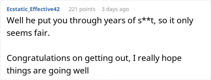 Reddit comment supporting a woman who moved out and took everything unlabeled. Reddit comment supporting a woman who moved out and took everything unlabeled.