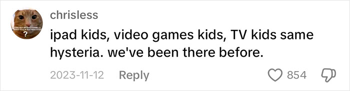 Comment on iPad kids and media hysteria, showing user chrisless and engagement with 854 likes. Comment on iPad kids and media hysteria, showing user chrisless and engagement with 854 likes.