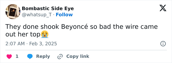 Tweet about Beyoncé's wardrobe malfunction during the Grammys, mentioning wardrobe issues in a humorous tone. Tweet about Beyoncé's wardrobe malfunction during the Grammys, mentioning wardrobe issues in a humorous tone.
