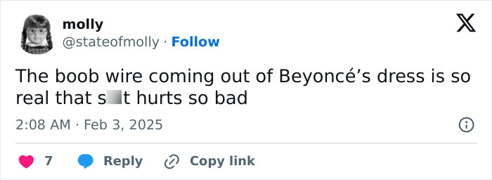 Tweet about Beyoncé's wardrobe malfunction at the Grammys, mentioning a dress issue. Tweet about Beyoncé's wardrobe malfunction at the Grammys, mentioning a dress issue.