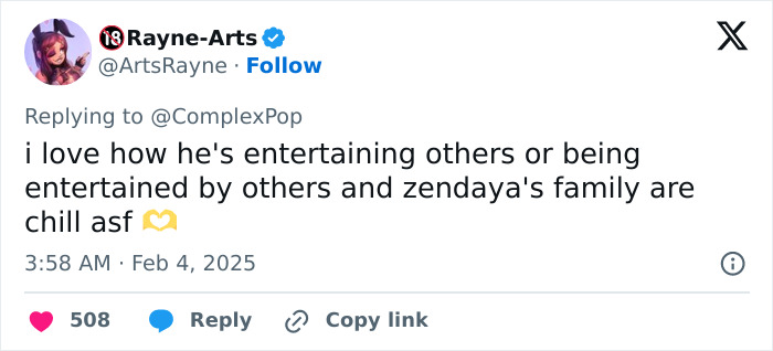 Tweet praising Tom Holland at Zendaya's family party, highlighted by a user. Tweet praising Tom Holland at Zendaya's family party, highlighted by a user.