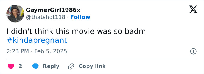 Tweet about Amy Schumer's comedy by user GaymerGirl1986x, expressing disappointment with movie hashtag #kindapregnant. Tweet about Amy Schumer's comedy by user GaymerGirl1986x, expressing disappointment with movie hashtag #kindapregnant.
