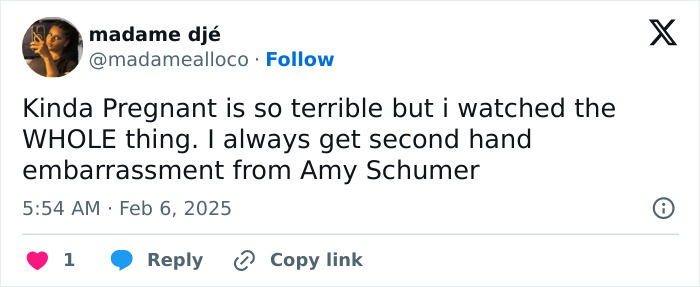 Tweet criticizing Amy Schumer's comedy show with disappointed viewer feedback. Tweet criticizing Amy Schumer's comedy show with disappointed viewer feedback.